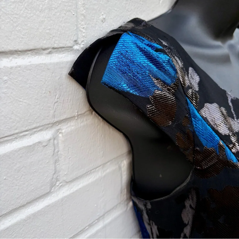 Yoana Baraschi Slim Black & Blue Sheath Midi SZ 6/8 LIKE NEW Original Cost $458 - Picture 7 of 9